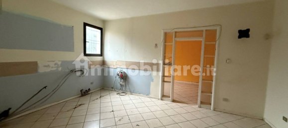 4 rooms Commercial property in Vicenza, Italy No. 188550 5