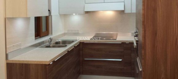 2 bedrooms Penthouse in Sliema, Malta No. 3962 8