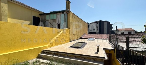 Дом с 2 спальнями в Порту, Португалия № 187415 26