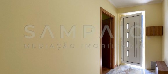 Дом с 2 спальнями в Порту, Португалия № 187415 12