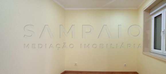 Дом с 2 спальнями в Порту, Португалия № 187415 11