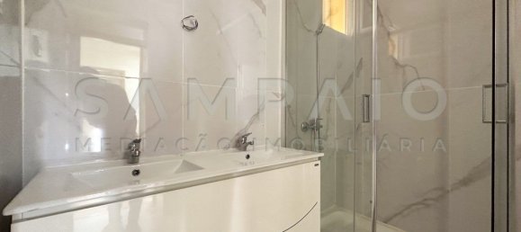 Дом с 2 спальнями в Порту, Португалия № 187415 19