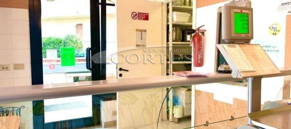 Imóvel comercial de 2 divisões em Mondolfo, Italy N.º 138142 10