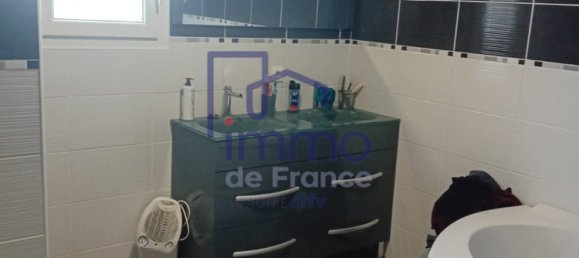 3 bedrooms Villa in Isere, France No. 270267 6