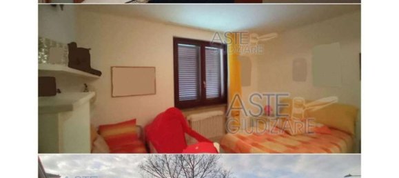 12 rooms Apartment in Mezzago, Italy No. 7821 2