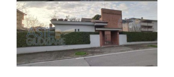 12 rooms Apartment in Mezzago, Italy No. 7821 13