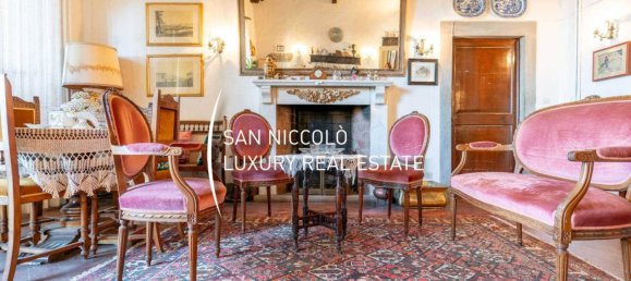 7 bedrooms Villa in Florence, Italy No. 193462 5