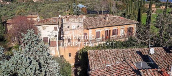 7 bedrooms Villa in Florence, Italy No. 193462 21