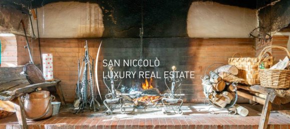 7 bedrooms Villa in Florence, Italy No. 193462 11