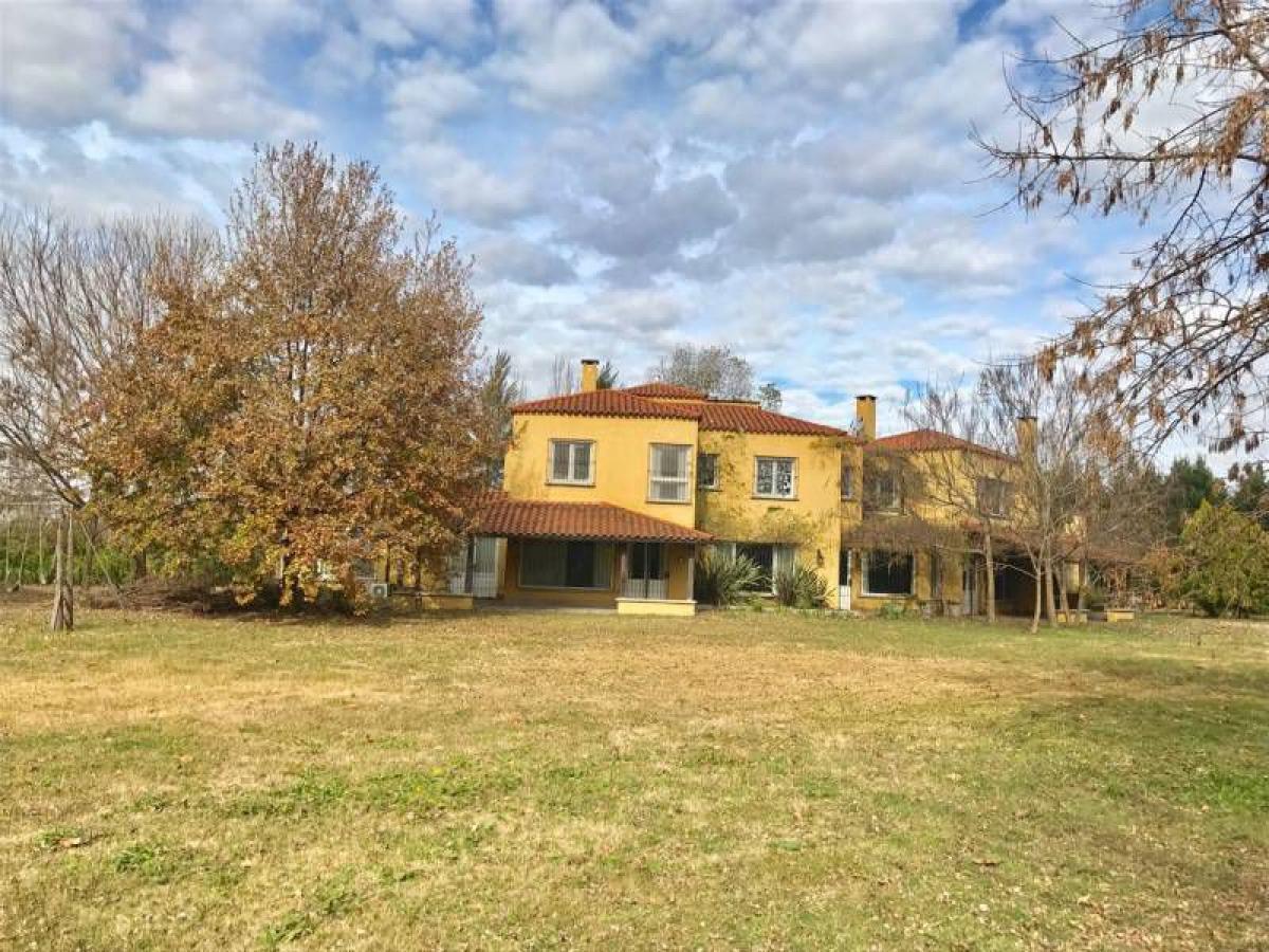 7 bedrooms House in Pilar, Argentina No. 74776