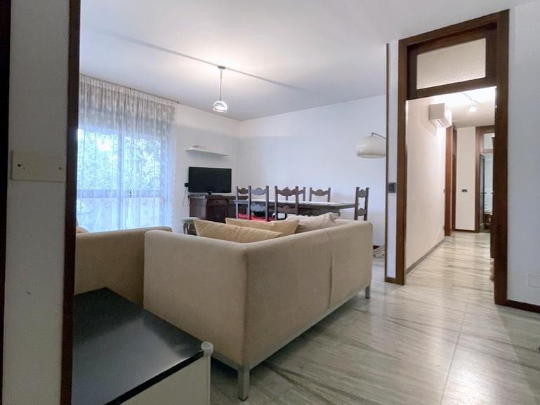 3 rooms Apartment in Padua, Italy No. 39555