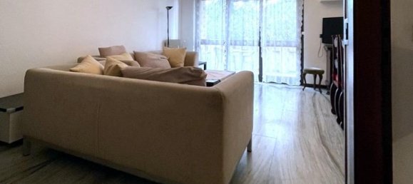 3 rooms Apartment in Padua, Italy No. 39555 4