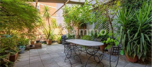 3 bedrooms Apartment in Milan, Italy No. 358836 3