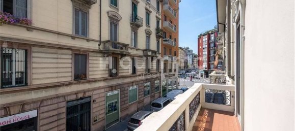 3 bedrooms Apartment in Milan, Italy No. 358836 25