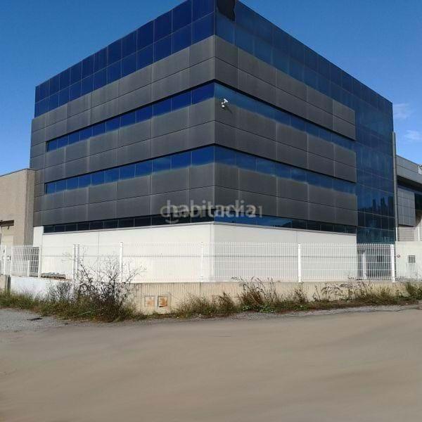 480m² Office in Terrassa, Spain No. 159623