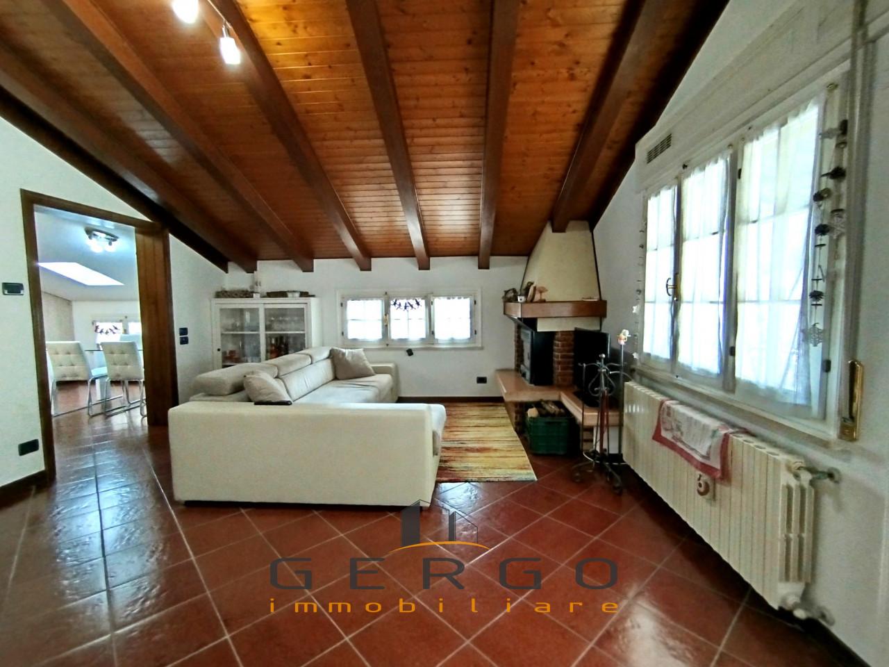 Casa de 7 divisões em Tarzo, Italy N.º 36711