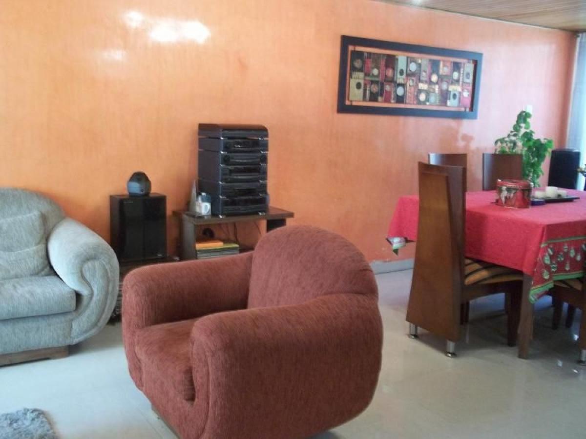 4 bedrooms House in Bogota, Colombia No. 14440