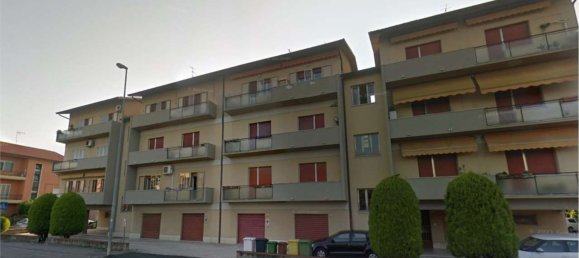6 rooms Apartment in Chiaravalle, Italy No. 15727 17