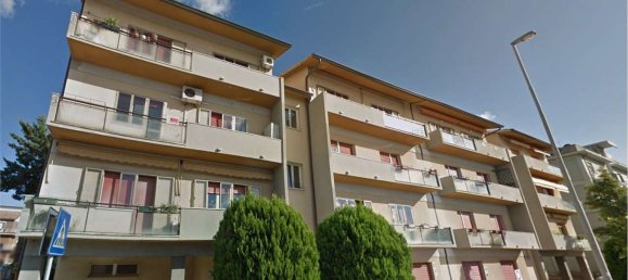 6 rooms Apartment in Chiaravalle, Italy No. 15727 13