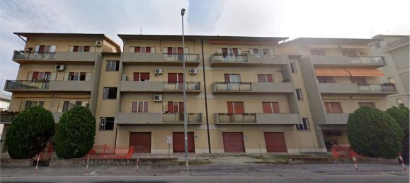 6 rooms Apartment in Chiaravalle, Italy No. 15727 11