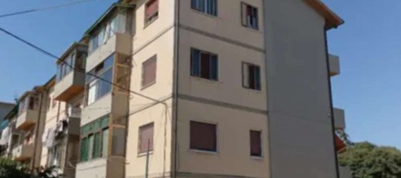 6 rooms Apartment in Chiaravalle, Italy No. 15727 6