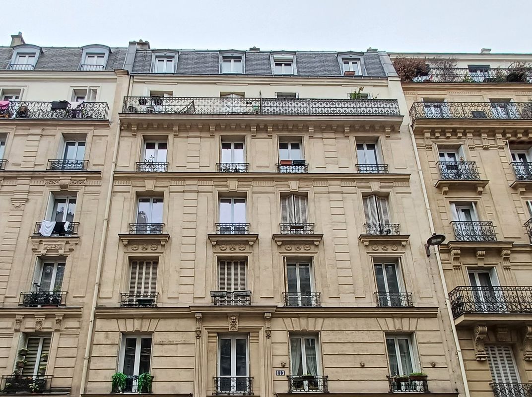 1 bedroom Apartment in Paris, France No. 150054