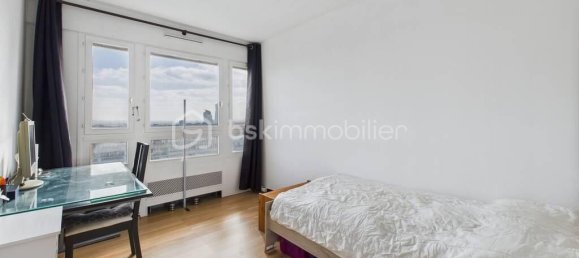 2 bedrooms Apartment in Paris, France No. 280939 5