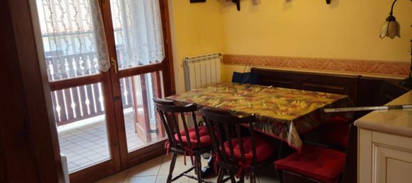 3 rooms Apartment in Rocca di Mezzo, Italy No. 64165 3