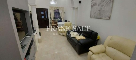 3 chambres Maison de ville à Kirkop, Malta No. 1129 2