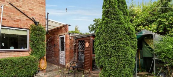 3 bedrooms House in Bexley, United Kingdom No. 13452 14