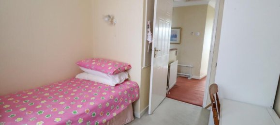 3 bedrooms House in Bexley, United Kingdom No. 13452 16