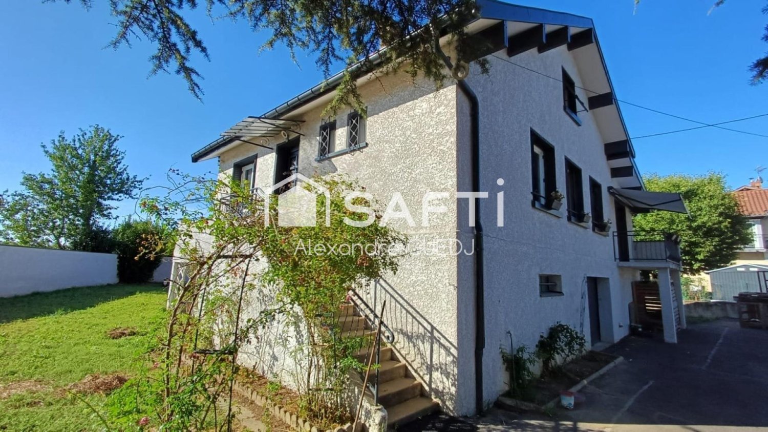 3 chambres Maison à Saint-André-de-Corcy, France No. 325165