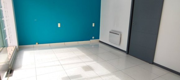 108m² Building in Thourotte, France No. 249909 3