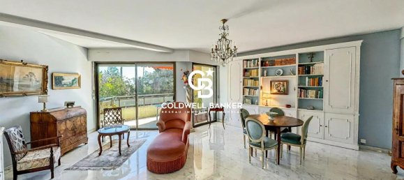 Apartamento de 2 dormitorios en Antibes, France No. 299830 2