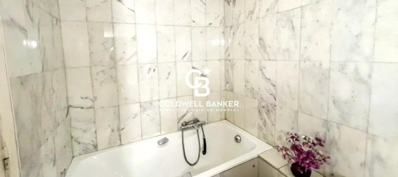 Apartamento de 2 dormitorios en Antibes, France No. 299830 6