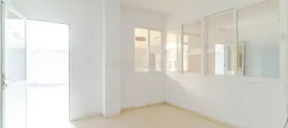 396m² Commercial property in Santa Fe, Spain No. 174584 6