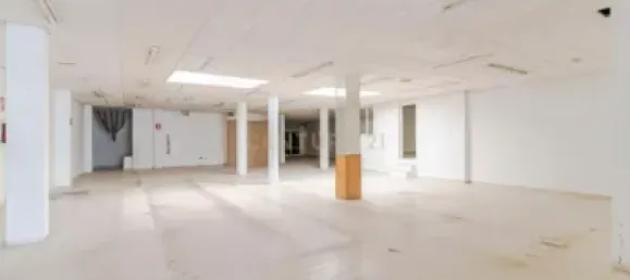 396m² Commercial property in Santa Fe, Spain No. 174584 22