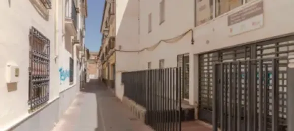 396m² Commercial property in Santa Fe, Spain No. 174584 16