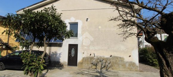 3-Zimmer Villa in Veduggio con Colzano, Italy, Nr. 13744 25
