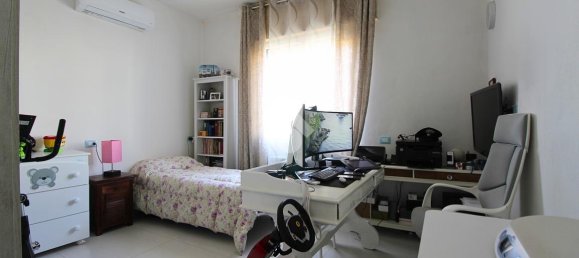 3-Zimmer Villa in Veduggio con Colzano, Italy, Nr. 13744 12