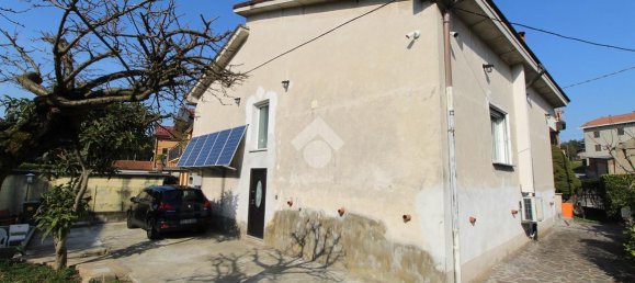 3-Zimmer Villa in Veduggio con Colzano, Italy, Nr. 13744 23