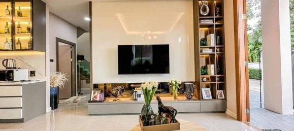 4 bedrooms Cafe / restaurant in Bang Lamung, Thailand No. 20518 13