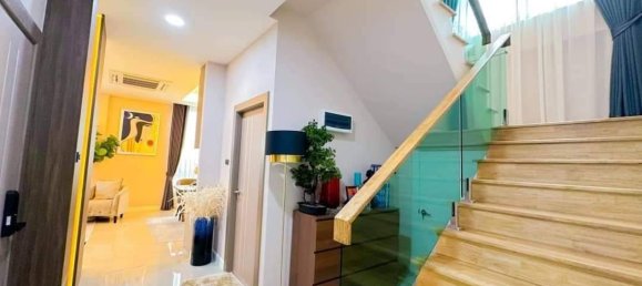 4 bedrooms Cafe / restaurant in Bang Lamung, Thailand No. 20518 11