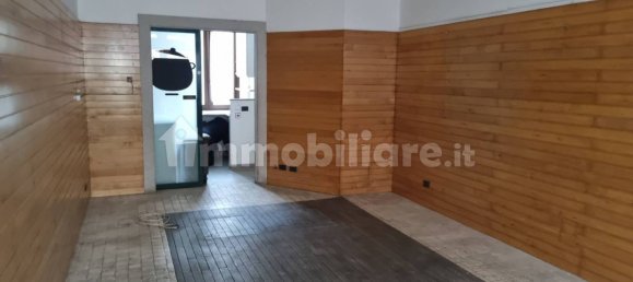 2-salle Propriété commerciale à Lodi, Italy No. 111595 17