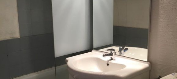 Studio in Besancon, France No. 289987 2