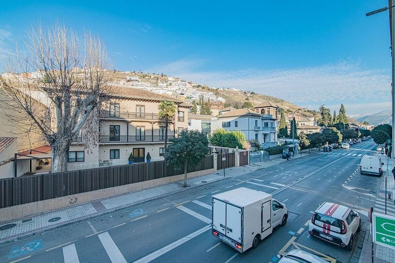 Apartamento de 5 dormitorios en Granada, Spain No. 227826