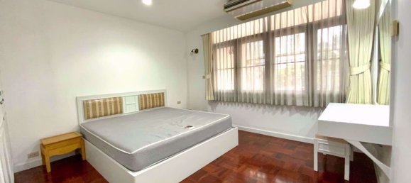 Condominio de 4 dormitorios en Watthana, Thailand No. 9529 3