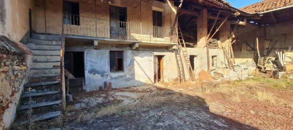 5-Zimmer Haus in San Benigno Canavese, Italy, Nr. 111163 34
