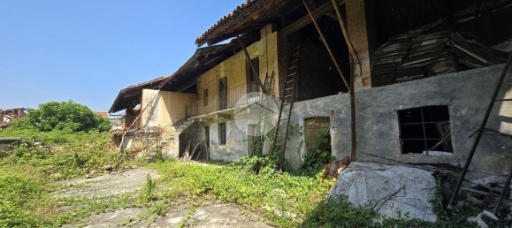 5-Zimmer Haus in San Benigno Canavese, Italy, Nr. 111163 30
