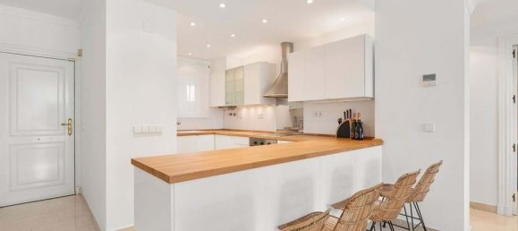 2 bedrooms Apartment in La Quinta, Spain No. 181070 6